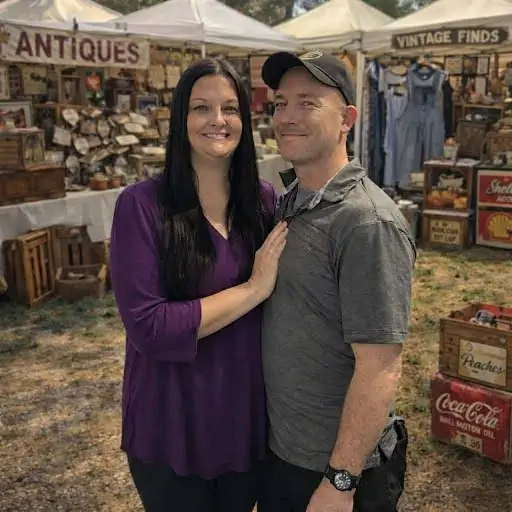 Country Vibes Owners